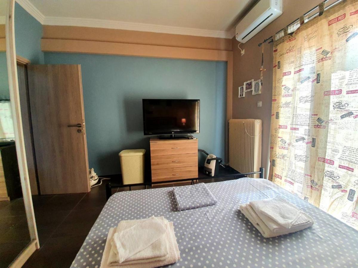 Ilias' Cosy And Relaxing Apartment Athen Exterior foto