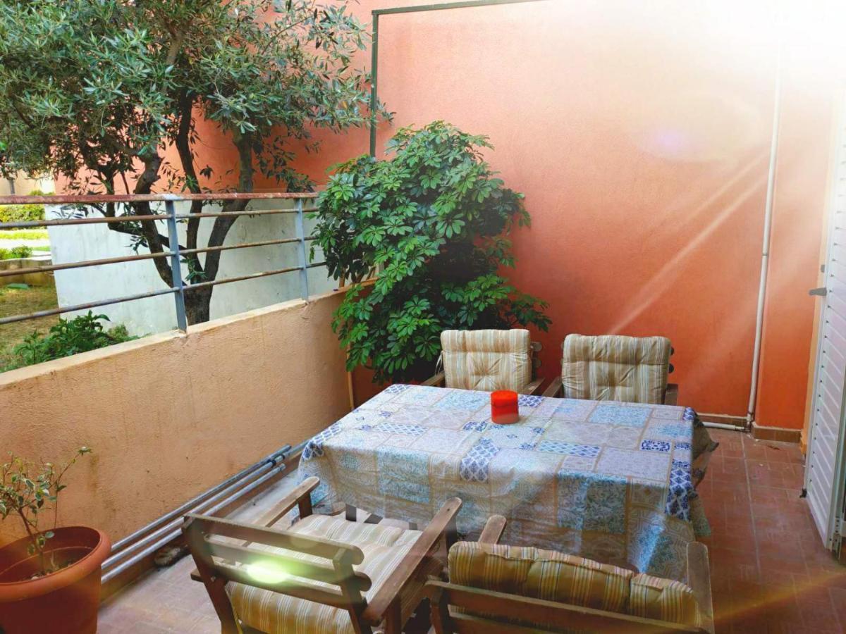 Ilias' Cosy And Relaxing Apartment Athen Exterior foto