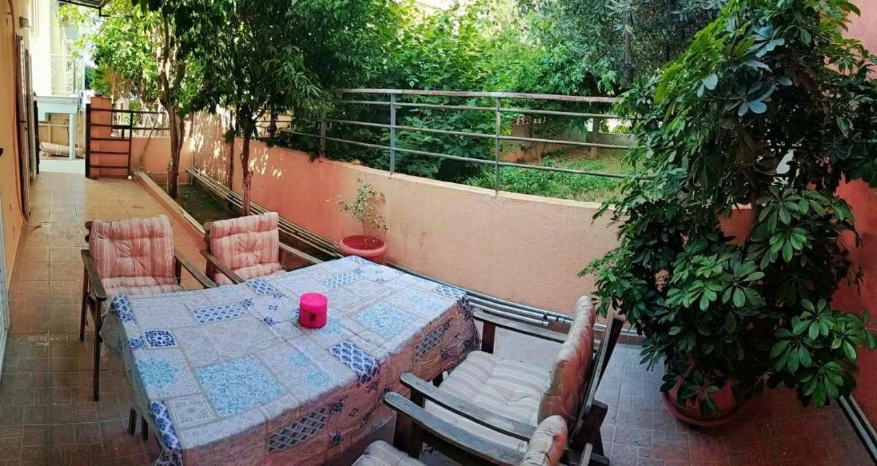 Ilias' Cosy And Relaxing Apartment Athen Exterior foto