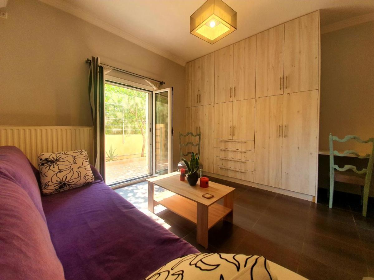 Ilias' Cosy And Relaxing Apartment Athen Exterior foto